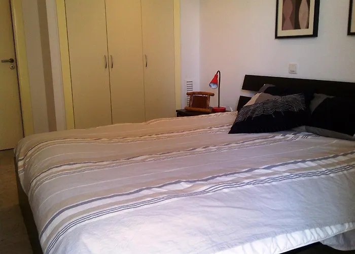 Amplio En Planta Baja Con Terraza Cala Busquets *